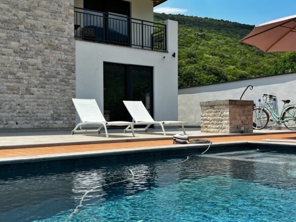 Kuća 180 m² – Kovačko polje, Kotor — fotografija 2