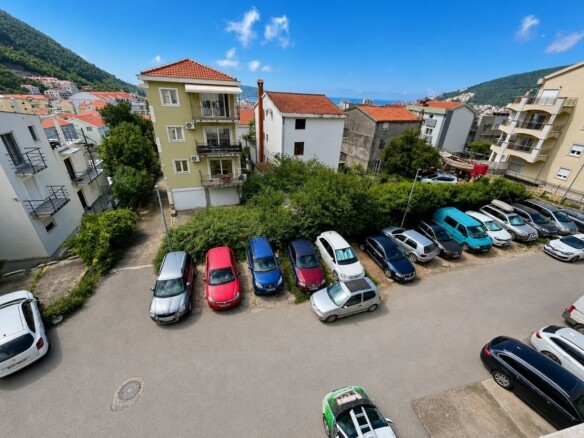 Dvosoban stan 85 m² – Lazi, Budva — fotografija 9