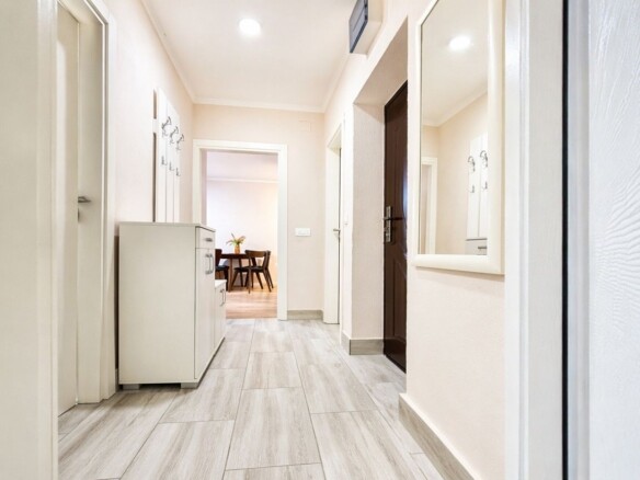 Dvosoban stan 45 m² – Bar — fotografija 7