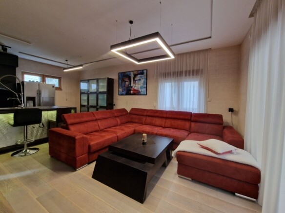 Izdavanje: Dvosoban stan 68 m² – Pržno, Budva — fotografija 2
