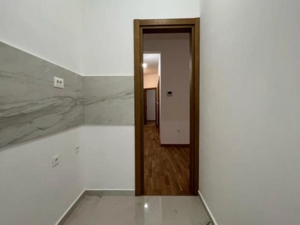 Dvosoban stan 58 m² – Bečići, Budva — fotografija 2