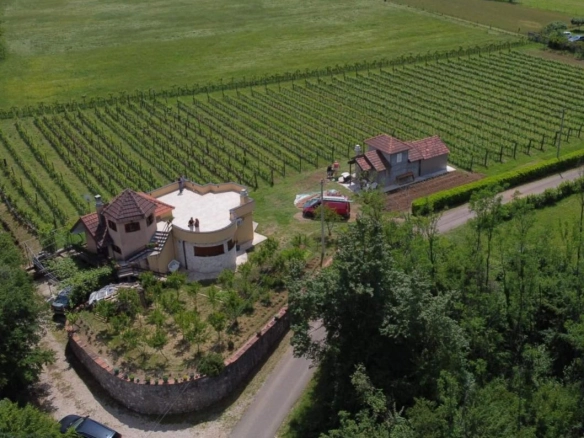 Poslovni prostor 300 m² – Danilovgrad — fotografija 3