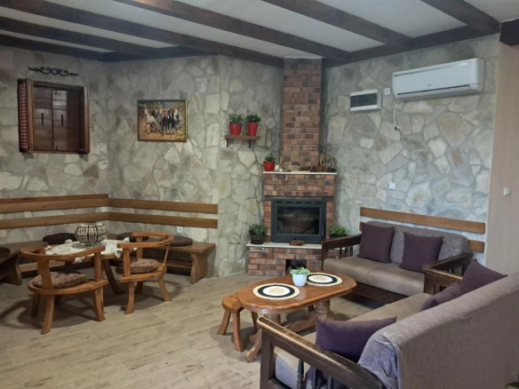 Poslovni prostor 300 m² – Danilovgrad — fotografija 9