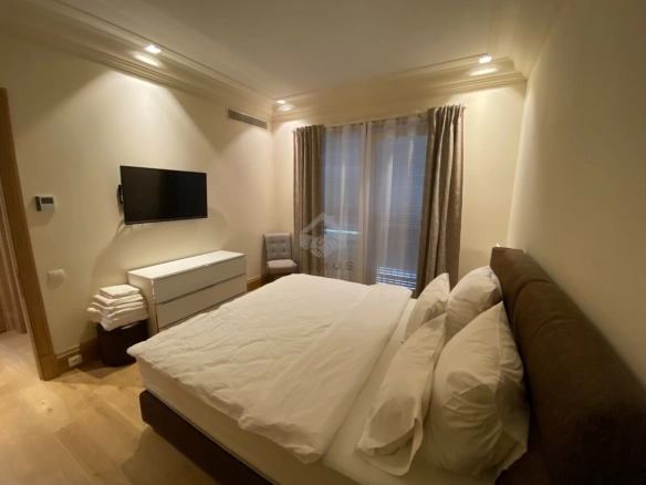 Jednosoban stan 76 m² – Tivat — fotografija 3