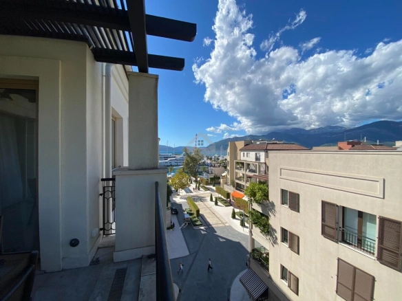 Jednosoban stan 76 m² – Tivat — fotografija 7
