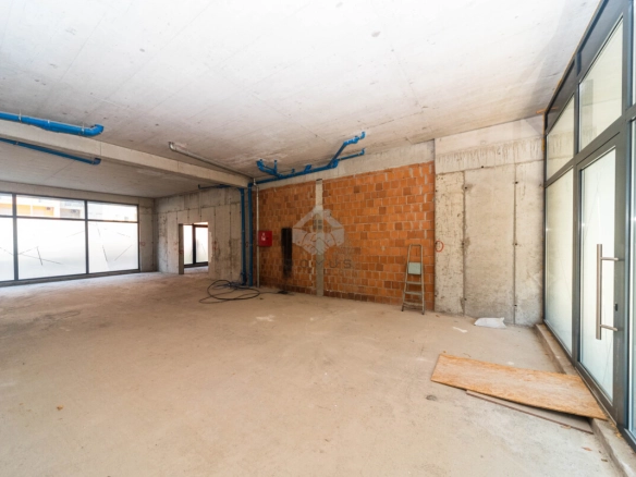 Poslovni prostor 160 m² – Master kvart, Podgorica — fotografija 4
