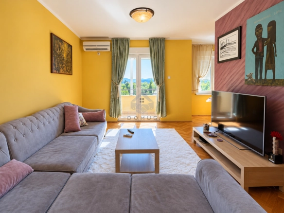 Izdavanje: Trosoban stan 88 m² – Blok VI, Podgorica — fotografija 3