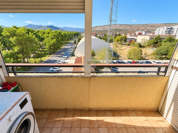 Izdavanje: Trosoban stan 88 m² – Blok VI, Podgorica — fotografija 8