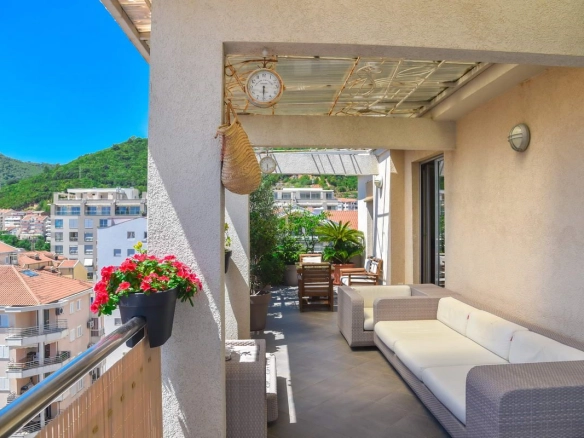 Trosoban stan 179 m² – Rozino, Budva — fotografija 18