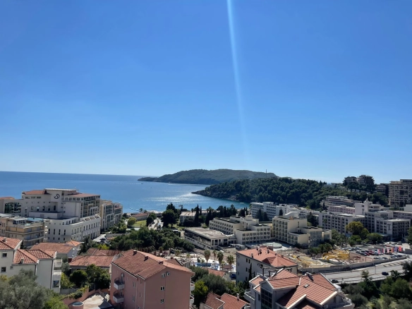 Izdavanje: Jednosoban stan 40 m² – Bečići, Budva — fotografija 4