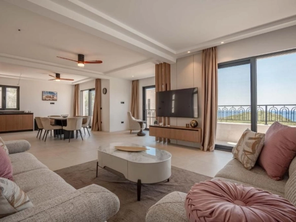 Izdavanje: Kuća 318 m² – Reževići, Budva — fotografija 2