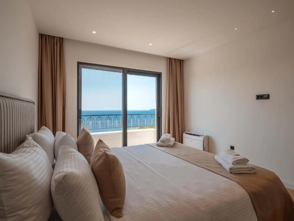 Izdavanje: Kuća 318 m² – Reževići, Budva — fotografija 10