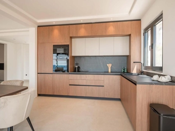 Izdavanje: Kuća 318 m² – Reževići, Budva — fotografija 19