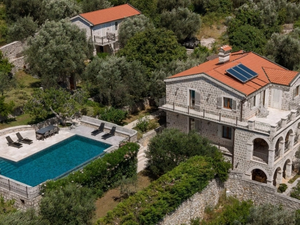 Kuća 480 m² – Reževići, Budva — fotografija 7