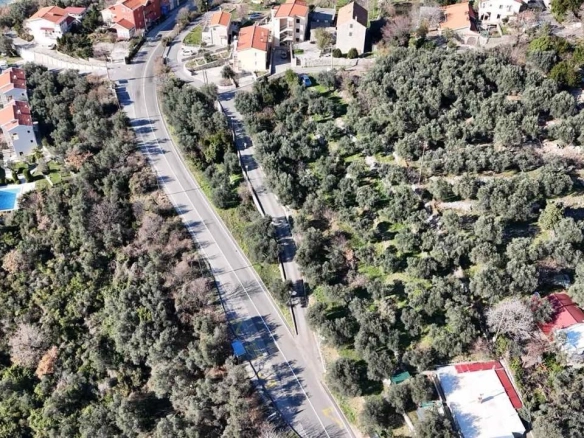 Plac 1.648 m² – Reževići, Budva — fotografija 5