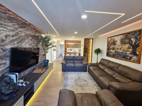 Trosoban stan 106 m² – Bečići, Budva — fotografija 2