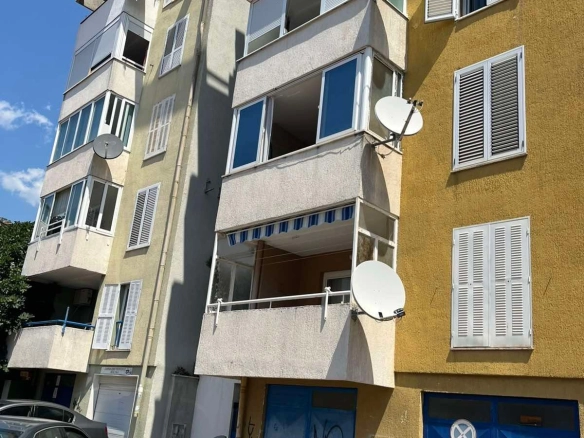 Stan sa garažnim mjestom u naselju Adok, Budva — fotografija 5