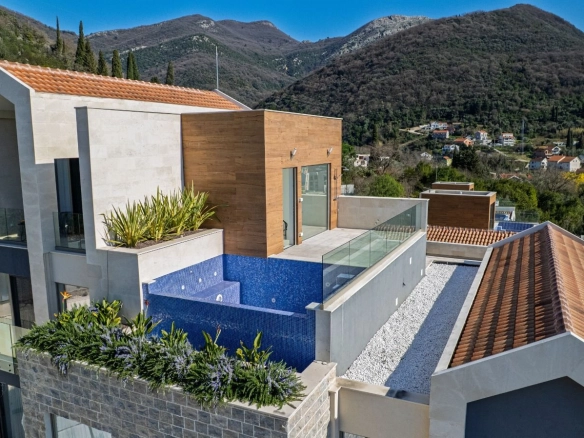 Trosoban stan 140 m² – Donja Lastva, Tivat — fotografija 4