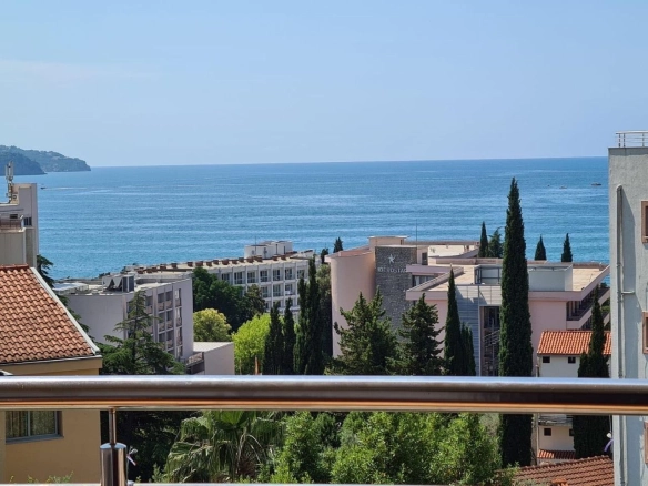 Jednosoban stan u Bečićima, Boreti, Budva — fotografija 4