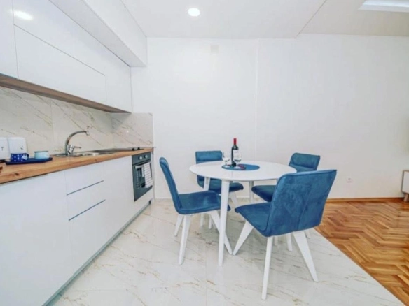 Izdavanje: Jednosoban stan 54 m² – Šušanj, Bar — fotografija 5