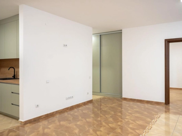 Jednosoban stan 65 m² – Lazi, Budva — fotografija 11