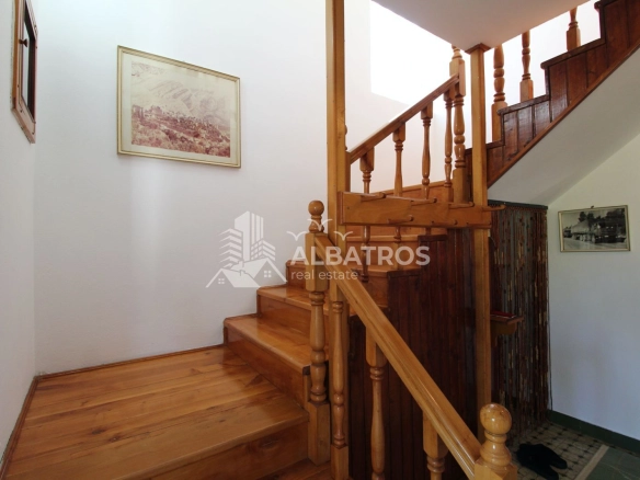 Izdavanje: Kuća 125 m² – Rena, Bar — fotografija 15
