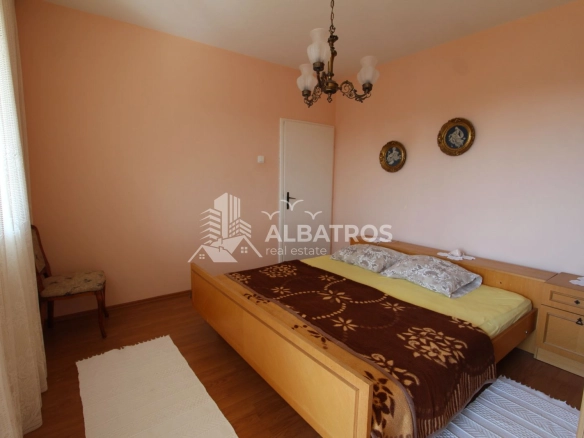 Izdavanje: Kuća 125 m² – Rena, Bar — fotografija 5