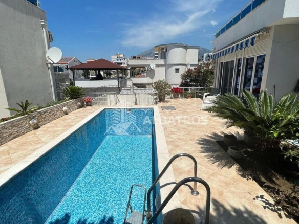 Kuća 215 m² – Sutomore, Bar — fotografija 8
