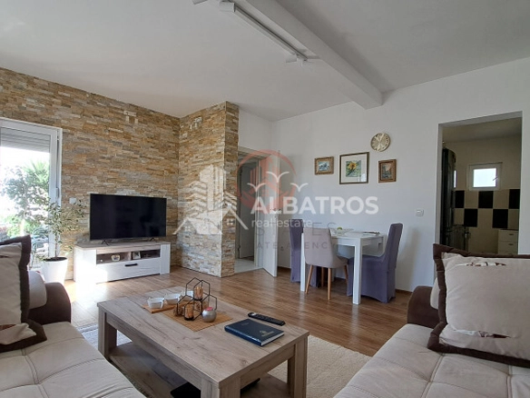 Izdavanje: Kuća 90 m² – Šušanj, Bar — fotografija 2