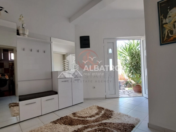 Izdavanje: Kuća 90 m² – Šušanj, Bar — fotografija 4