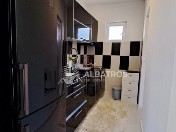Izdavanje: Kuća 90 m² – Šušanj, Bar — fotografija 7