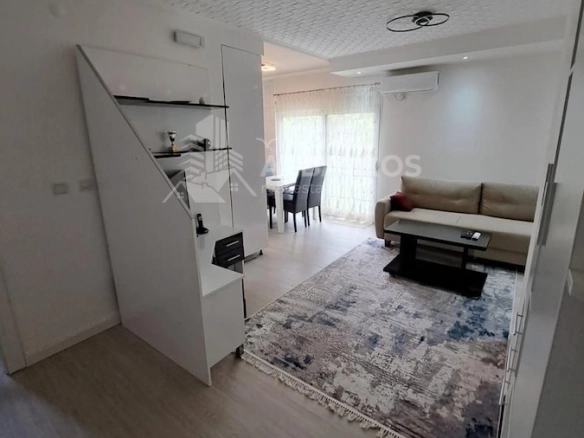 Dvosoban stan 55 m² – Bar — fotografija 3