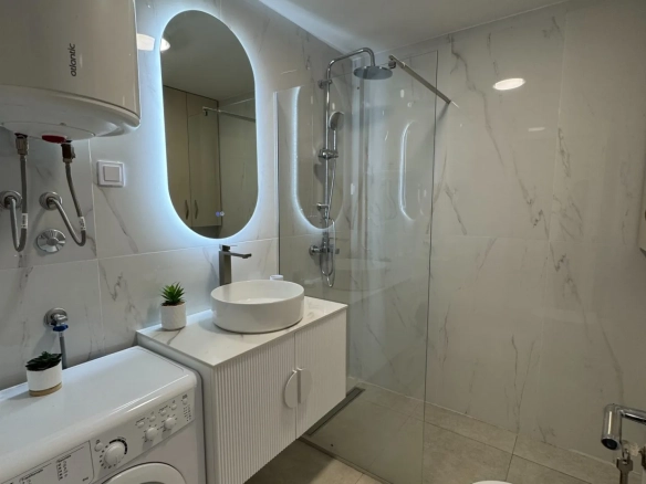 Dvosoban stan 74 m² – Bečići, Budva — fotografija 4