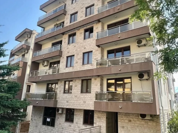 Trosoban stan 83 m² – Budva — fotografija 4