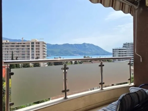 Trosoban stan 83 m² – Budva — fotografija 16