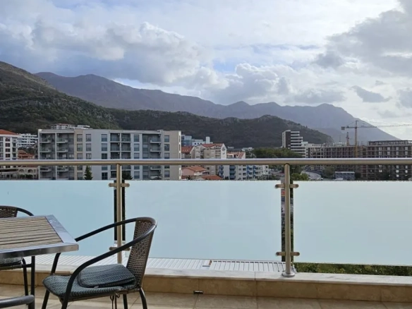 Dvosoban stan 71 m² – Bečići, Budva — fotografija 17