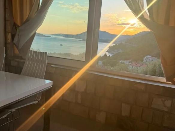 Dvosoban stan 50 m² – Pržno, Budva — fotografija 3
