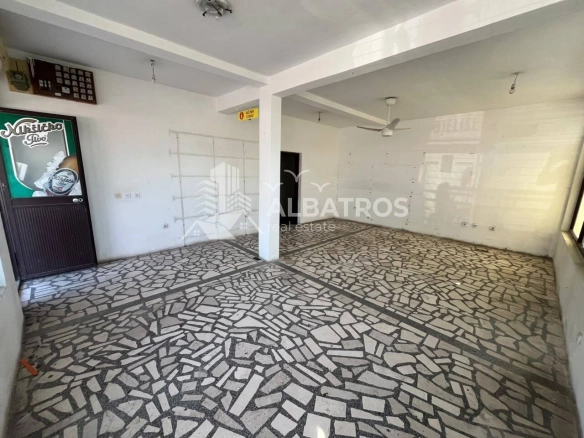 Izdavanje: Poslovni prostor 60 m² – Bjeliši, Bar — fotografija 2