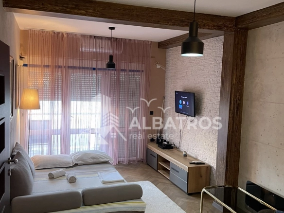 Izdavanje: Jednosoban stan 58 m² – Šušanj, Bar — fotografija 3