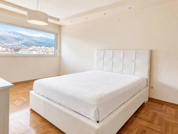 Četvorosoban stan 148 m² – Bar — fotografija 5