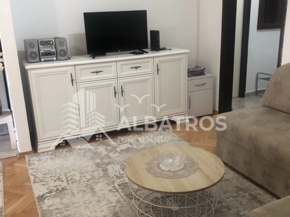 Dvosoban stan 84 m² – Bar — fotografija 2