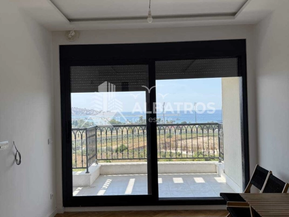 Dvosoban stan 56 m² – Bar — fotografija 4