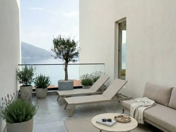 Dvosoban stan 119 m² – Tivat — fotografija 3