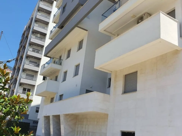 Trosoban stan 95 m² – Rozino, Budva — fotografija 9