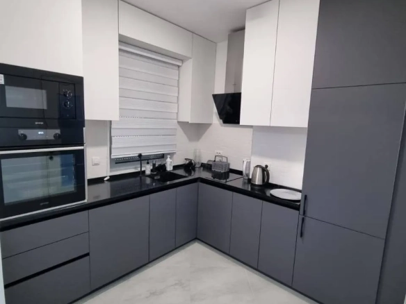 Trosoban stan 95 m² – Rozino, Budva — fotografija 10