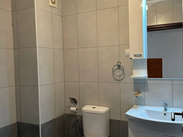Jednosoban stan 85 m² – Petrovac, Budva — fotografija 11