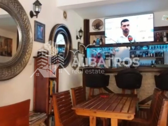 Izdavanje: Poslovni prostor 170 m² – Dobra Voda, Bar — fotografija 6