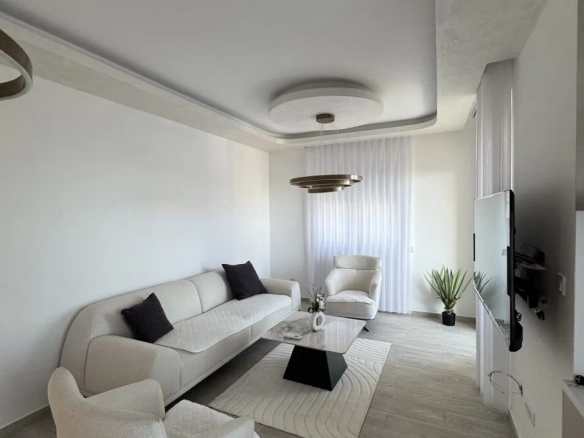 Dvosoban stan 74 m² – Bečići, Budva — fotografija 18