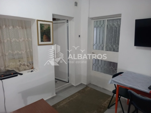 Izdavanje: Jednosoban stan 45 m² – Šušanj, Bar — fotografija 3