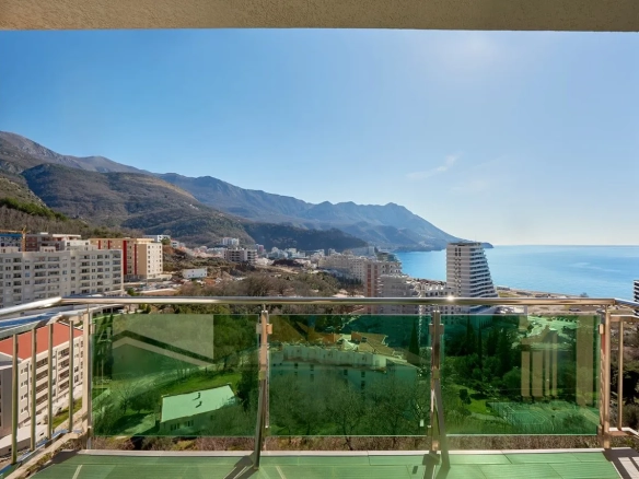Dvosoban stan 85 m² – Bečići, Budva — fotografija 18